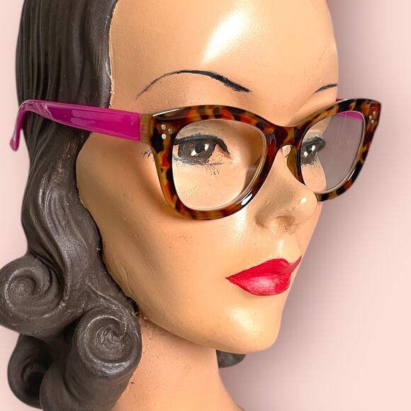 New Betsey Johnson +2.00 Reading Glasses Readers Tortoise Pink - Picture 1 of 4